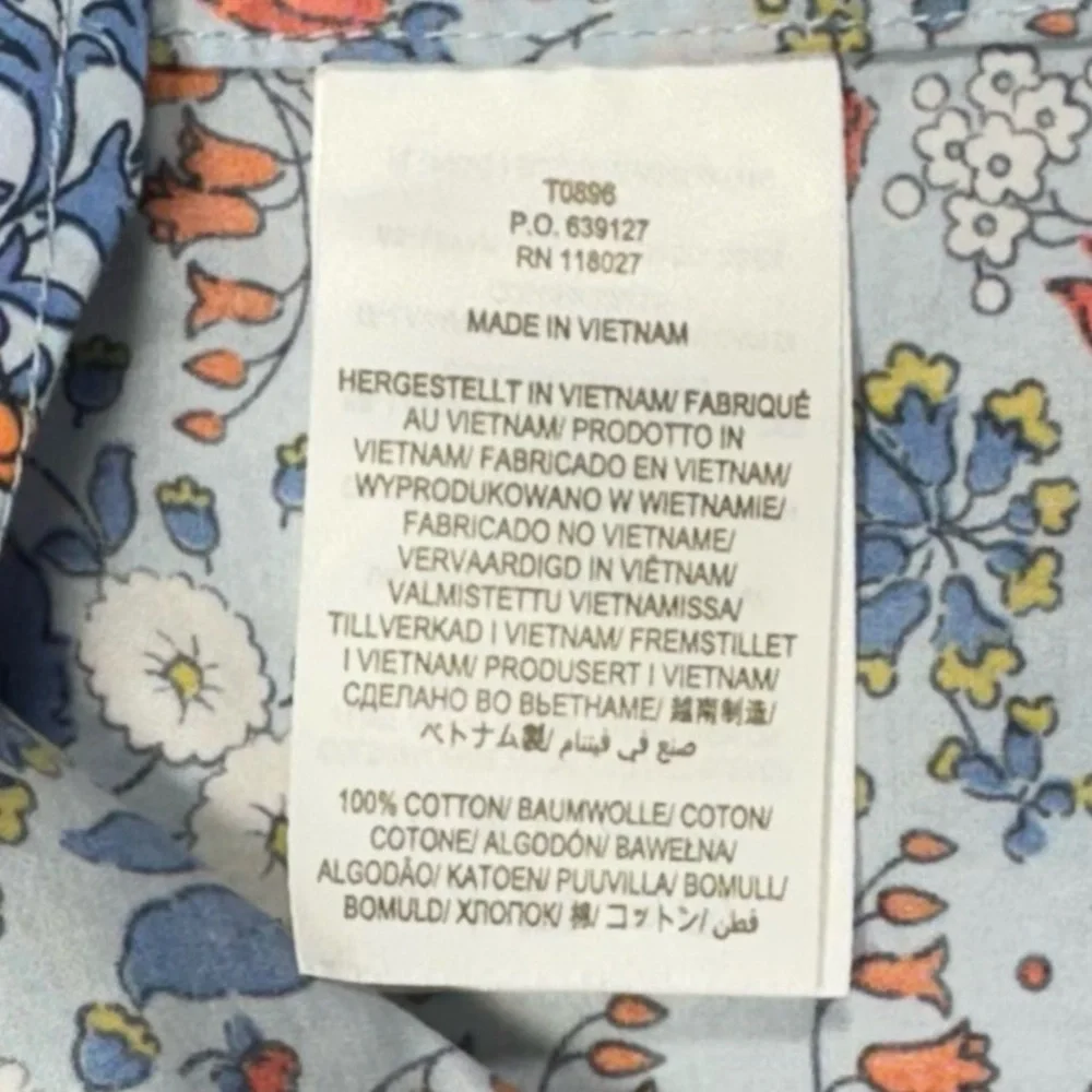 Boden Woman’s Blue Floral Button Down Shirt Size 6R - Picture 13 of 16